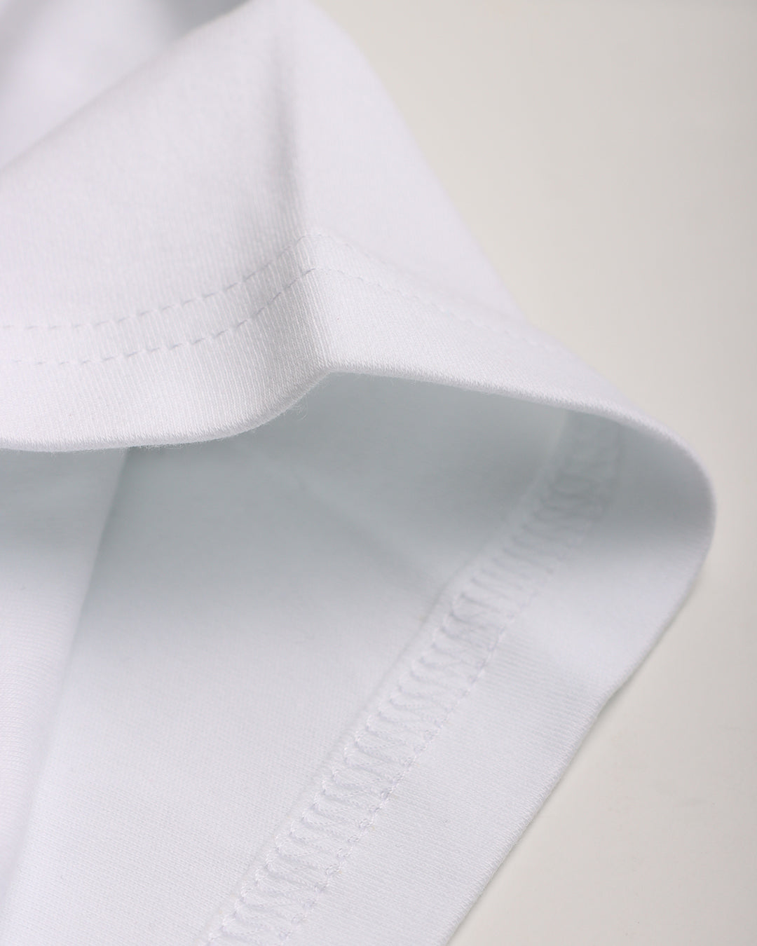 Beyond The Modish — T-shirt Oversize | Blanc
